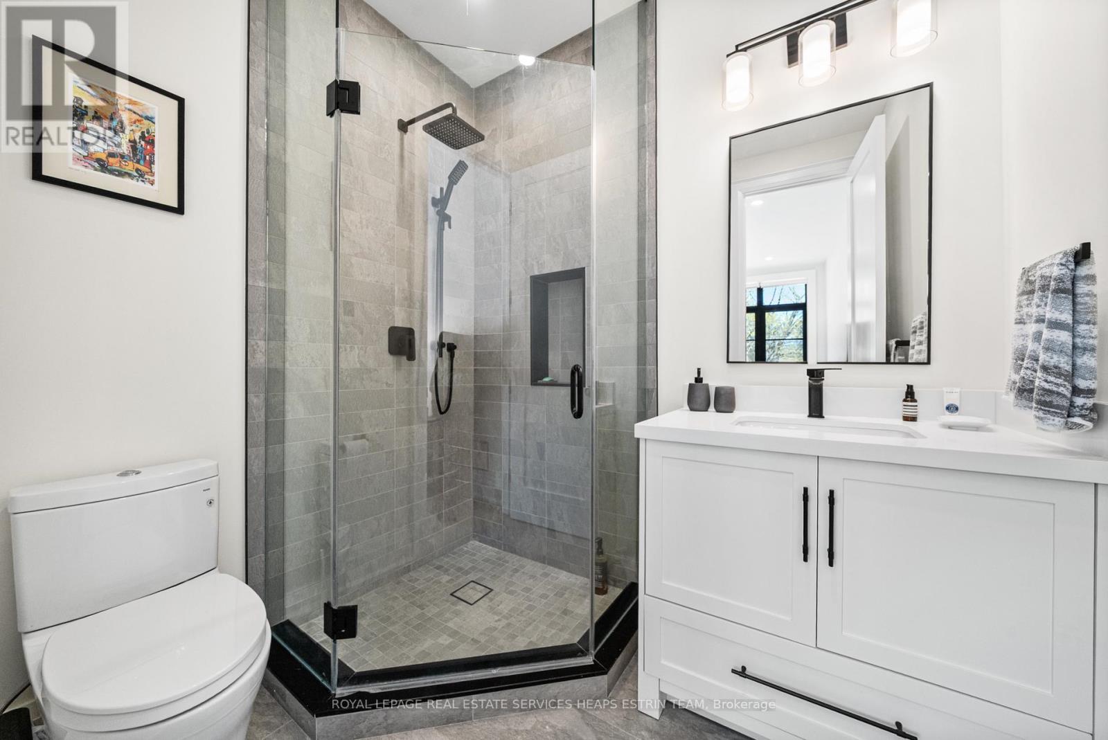 












5 TAYLOR DRIVE

,
Toronto,




Ontario
M4C3B4

