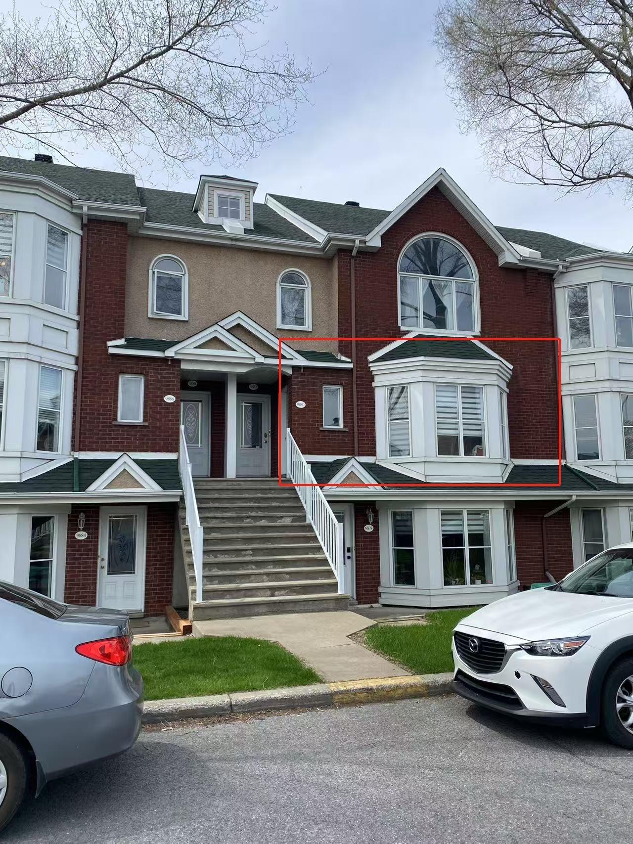 









9880


Crois. Rochelle

,
Brossard,




QC
J4X2W8

