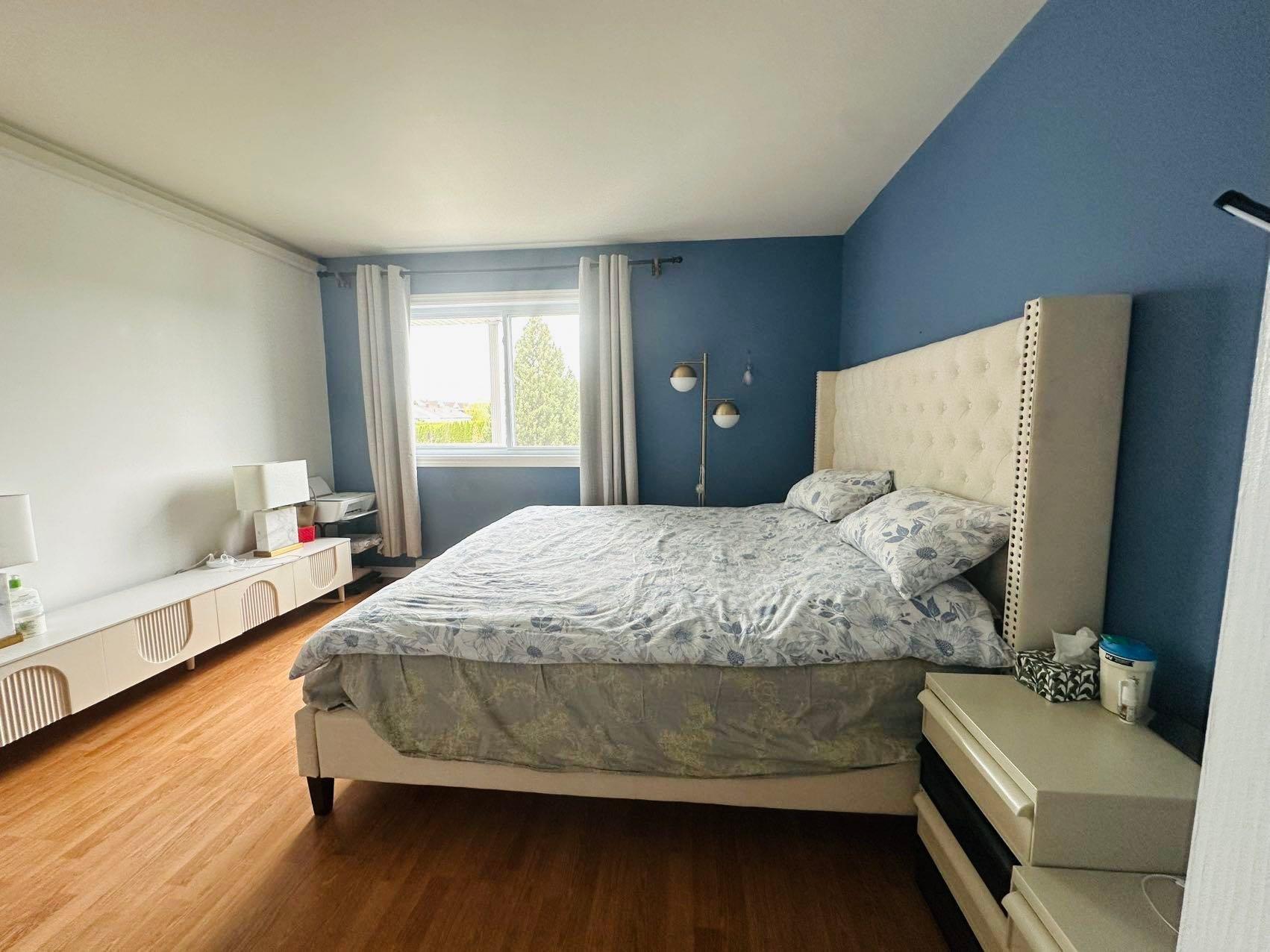 









9880


Crois. Rochelle

,
Brossard,




QC
J4X2W8

