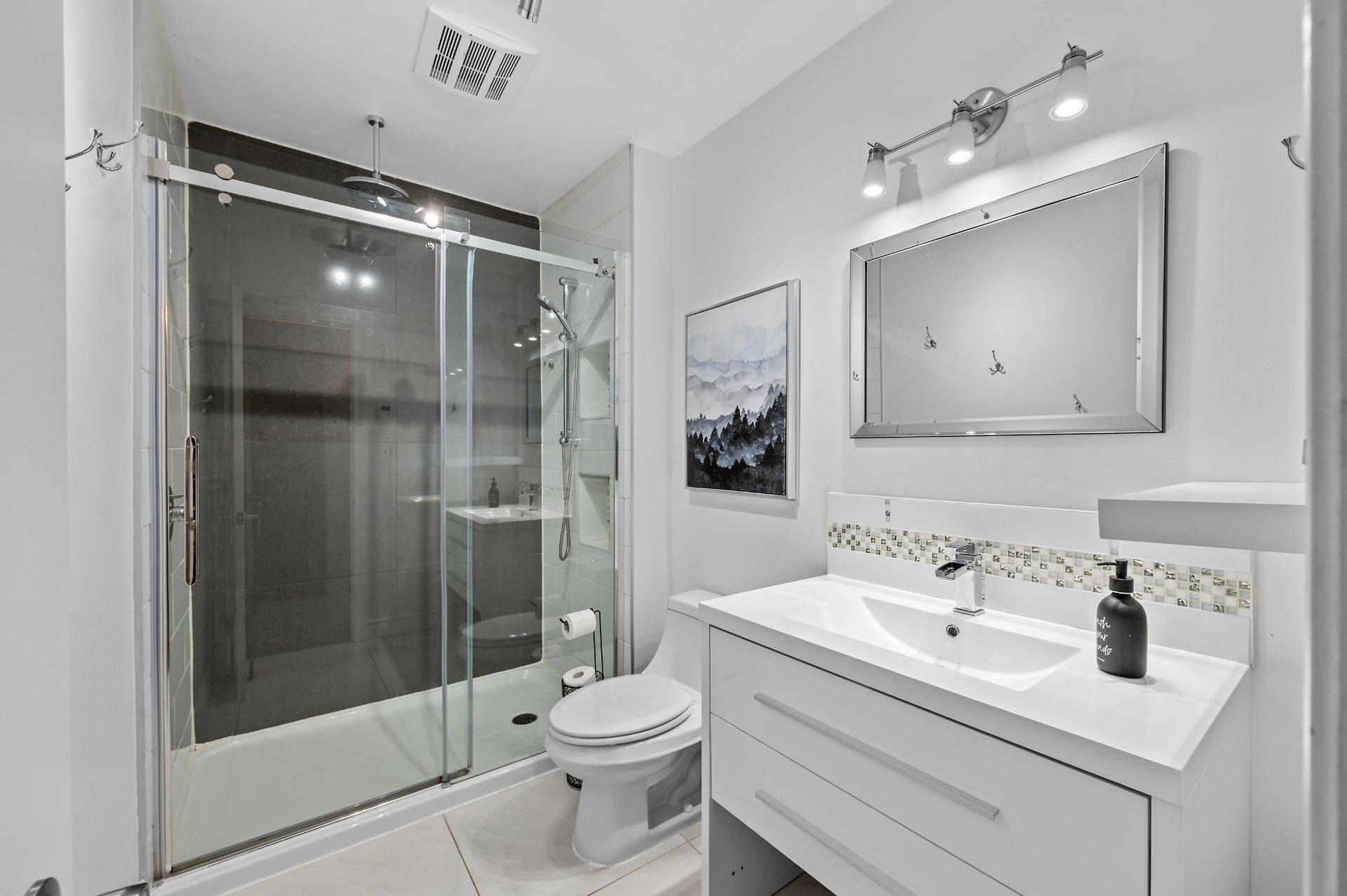 









32


Av. Byette

,
Sainte-Agathe-des-Monts,




QC
J8C2R4


