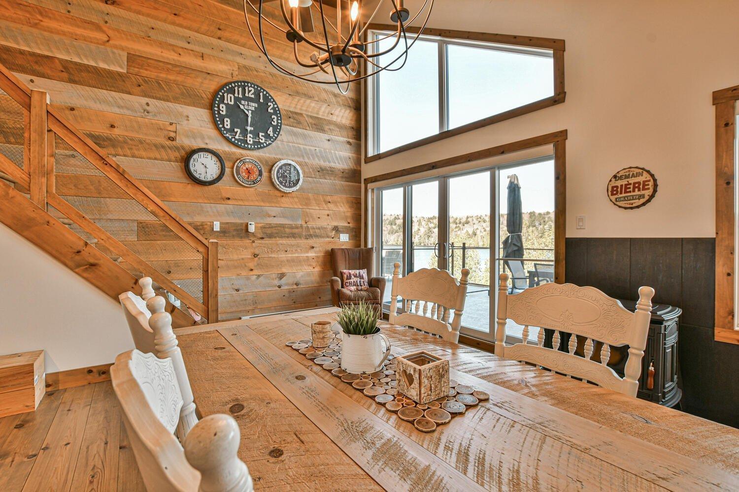 









6990

 - 6992


Ch. du Lac-Labelle

,
Labelle,




QC
J0T1H0

