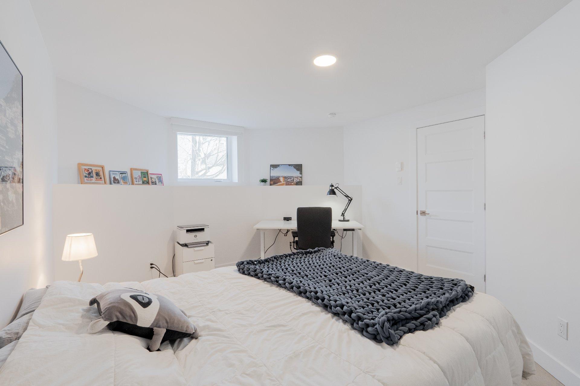 









860


Rue du Général-De Montcalm

,
Sherbrooke (Les Nations),




QC
J1H1J3

