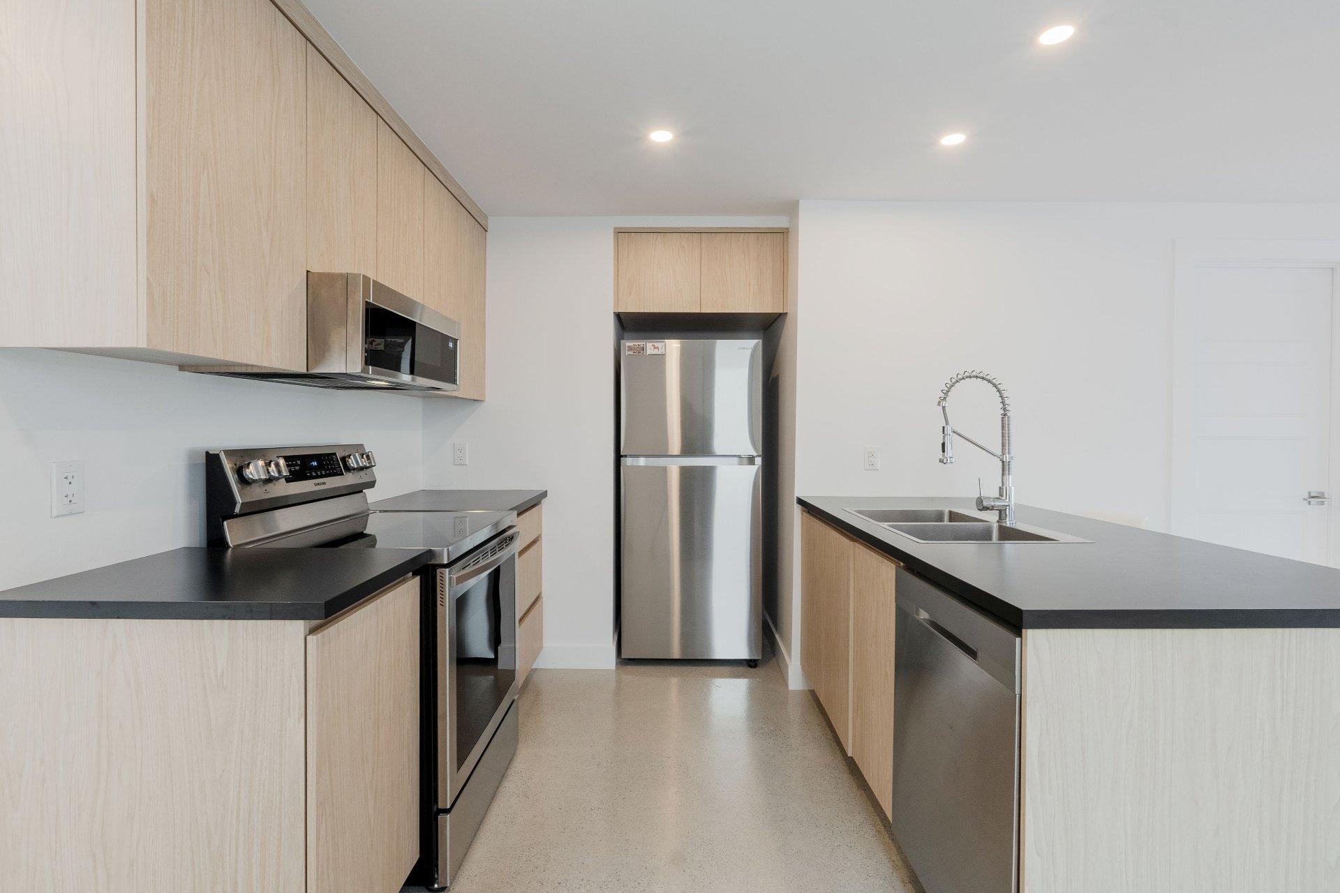 









860


Rue du Général-De Montcalm

,
Sherbrooke (Les Nations),




QC
J1H1J3

