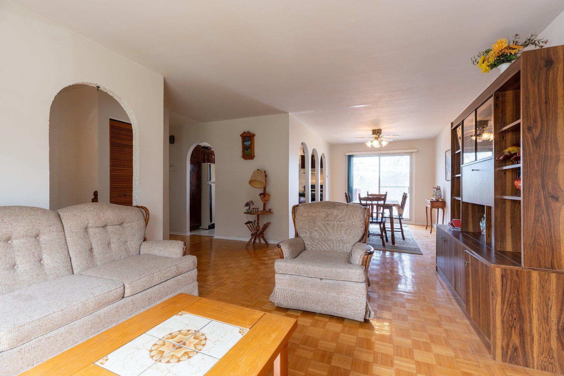 









135


Rue Chapleau

,
Dollard-des-Ormeaux,




QC
H9G1C1

