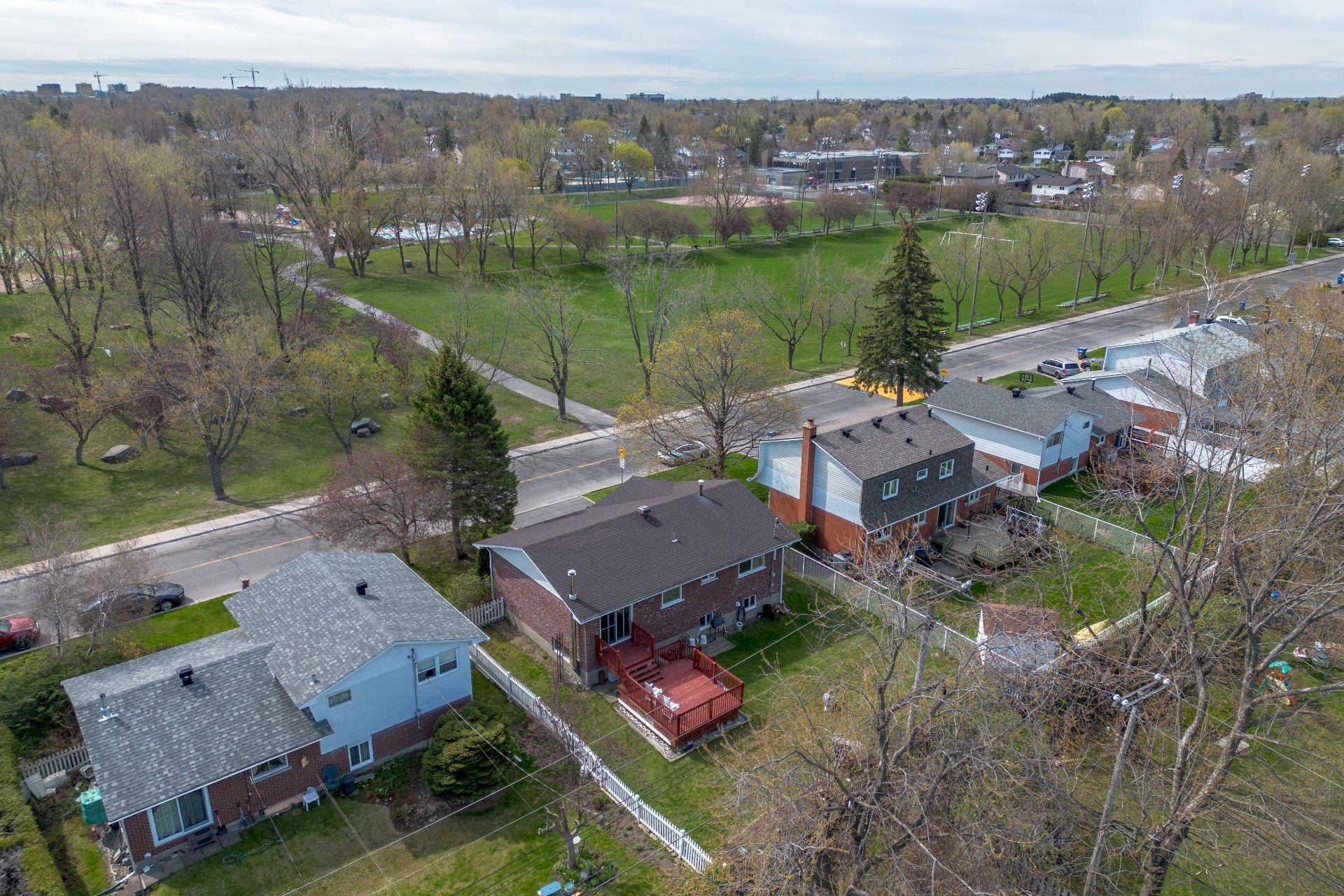 









135


Rue Chapleau

,
Dollard-des-Ormeaux,




QC
H9G1C1

