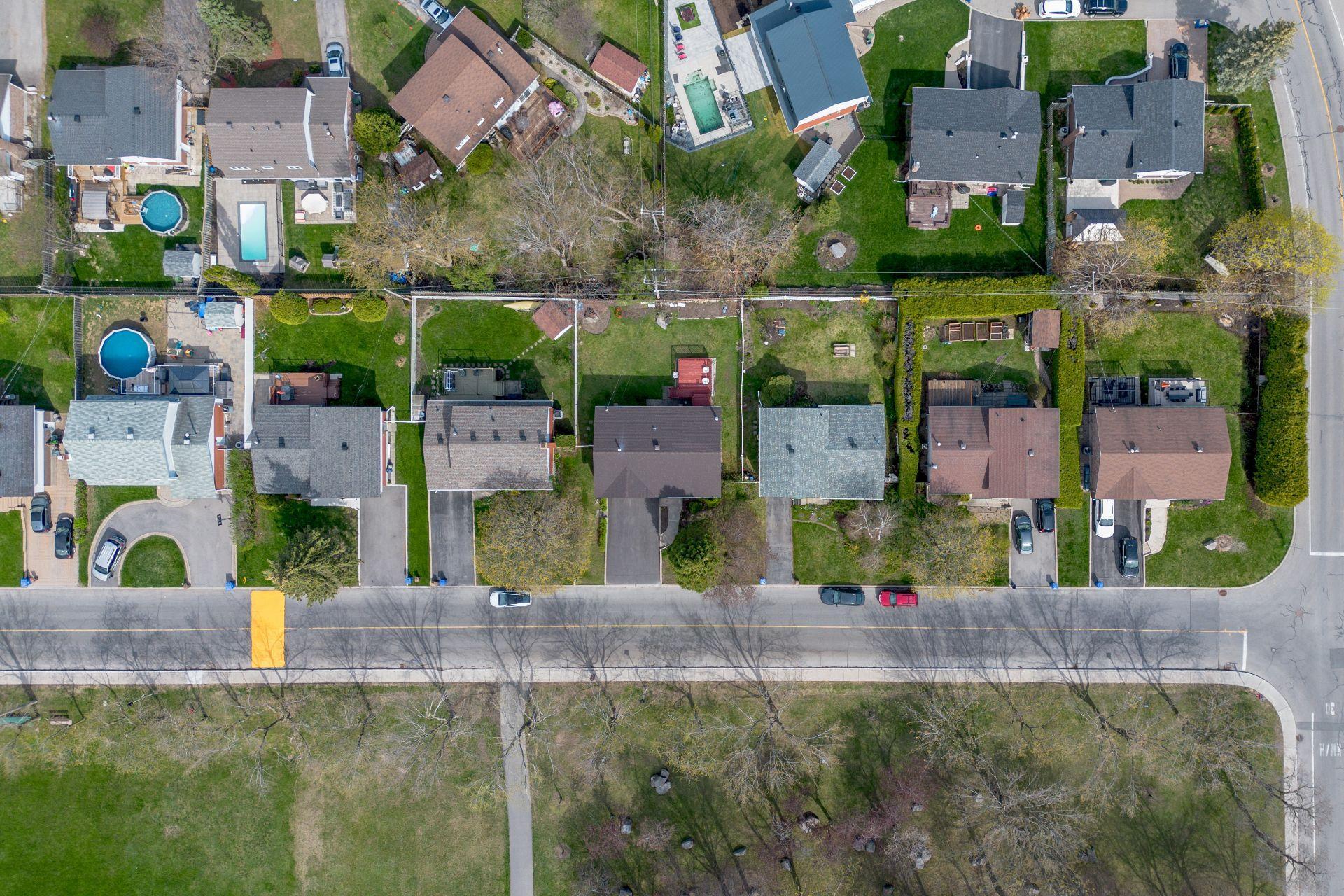 









135


Rue Chapleau

,
Dollard-des-Ormeaux,




QC
H9G1C1

