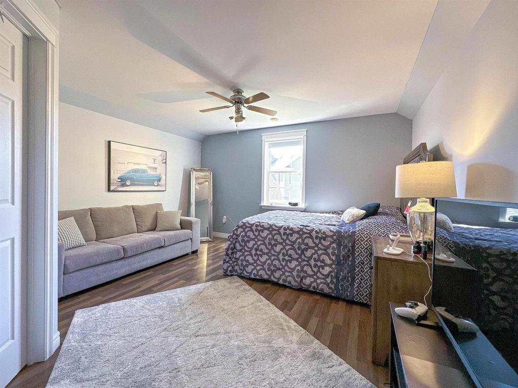 












55 Sheffield Crescent

,
Charlottetown,




PE
C1E 2G8

