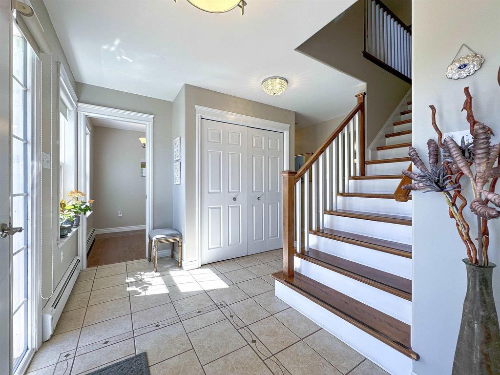 












55 Sheffield Crescent

,
Charlottetown,




PE
C1E 2G8

