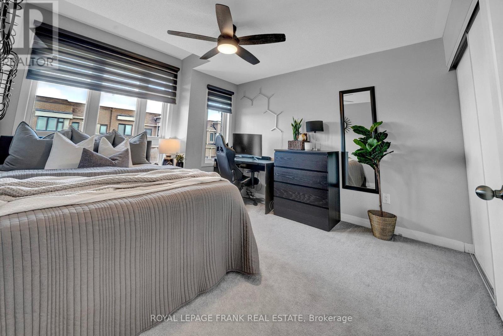 












48 CASPIAN SQUARE

,
Clarington (Bowmanville),




Ontario
L1C7G3

