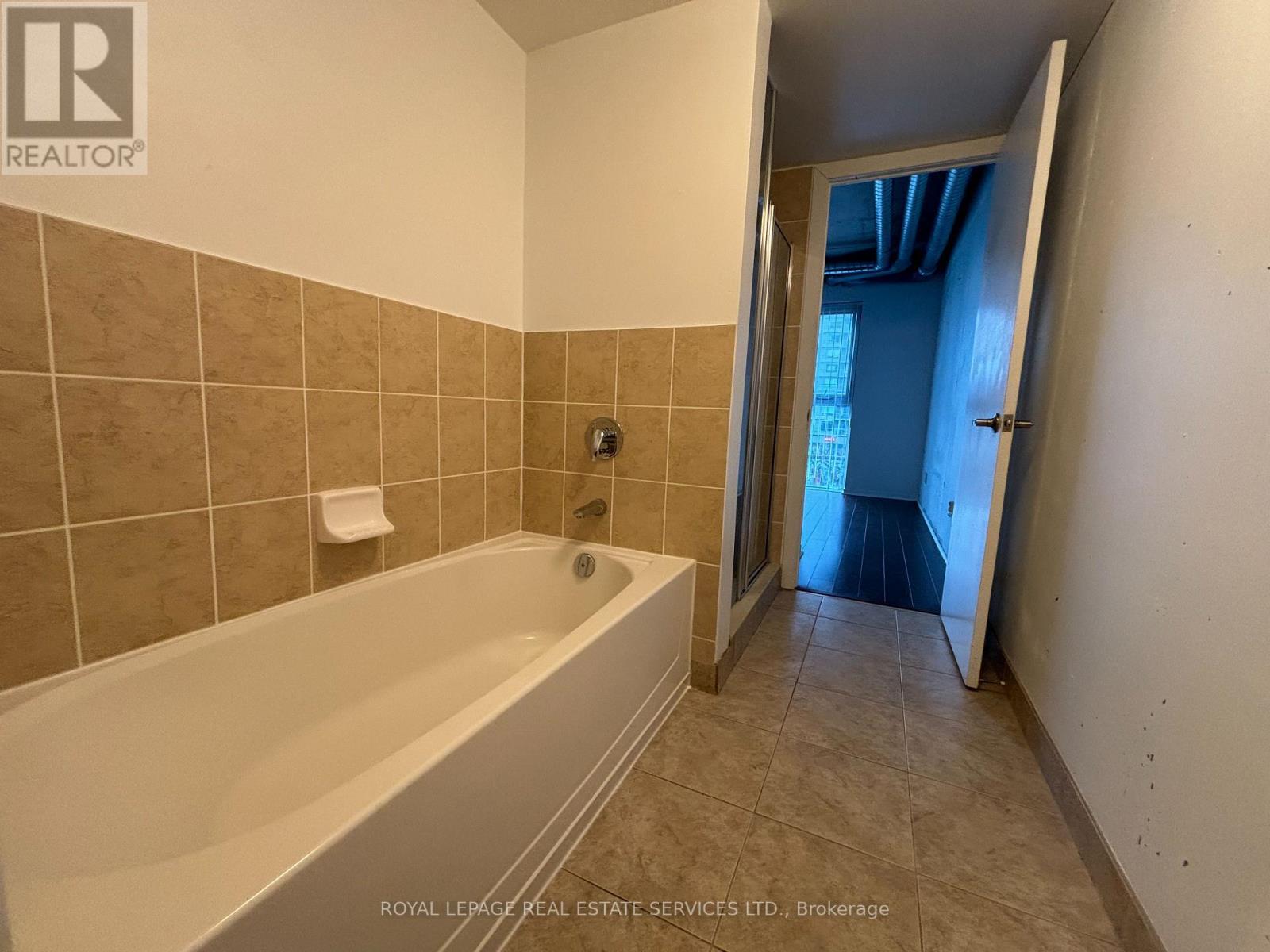 












429 - 150 SUDBURY STREET

,
Toronto,




Ontario
M6J3S8

