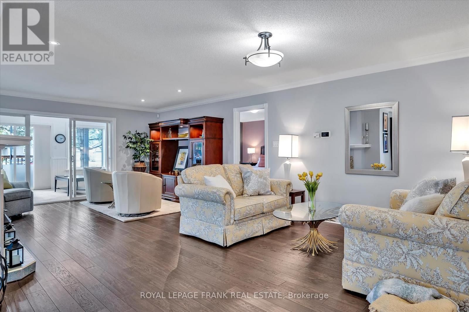 












31 - 300 FRANMOR DRIVE

,
Peterborough East (North),




Ontario
K9H7R2

