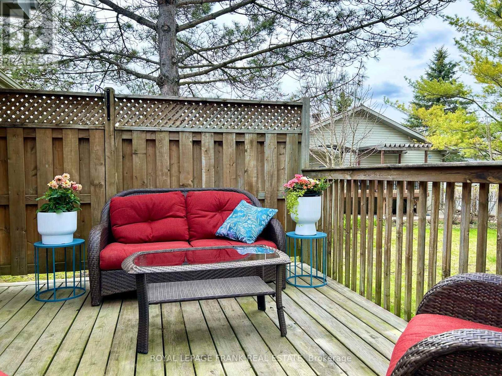 












31 - 300 FRANMOR DRIVE

,
Peterborough East (North),




Ontario
K9H7R2

