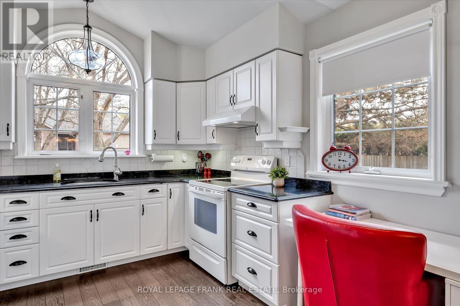 












31 - 300 FRANMOR DRIVE

,
Peterborough East (North),




Ontario
K9H7R2

