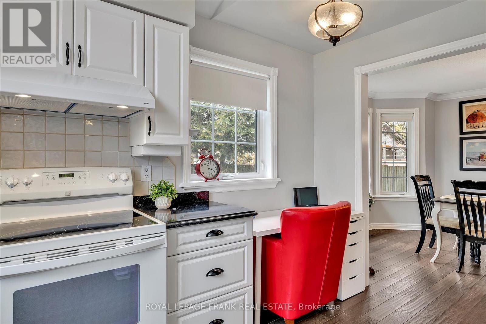 












31 - 300 FRANMOR DRIVE

,
Peterborough East (North),




Ontario
K9H7R2

