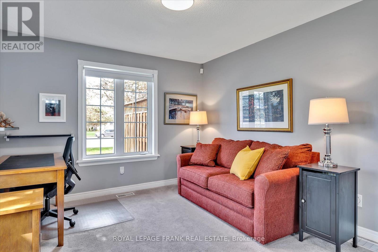 












31 - 300 FRANMOR DRIVE

,
Peterborough East (North),




Ontario
K9H7R2

