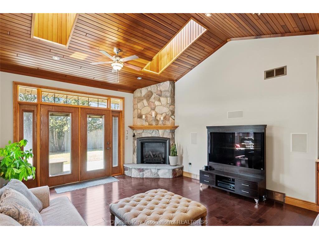 









22334


CHARING CROSS

Road,
Chatham,




ON
N7M 5H8

