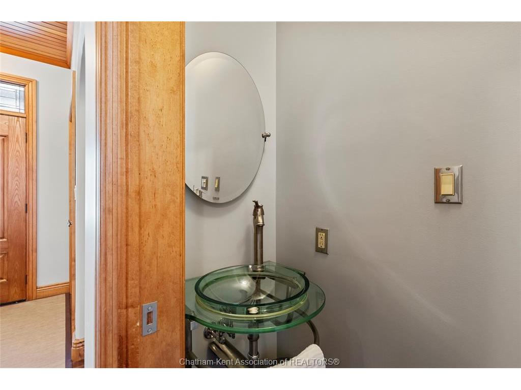 









22334


CHARING CROSS

Road,
Chatham,




ON
N7M 5H8

