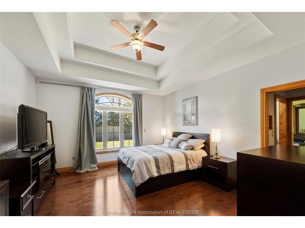 









22334


CHARING CROSS

Road,
Chatham,




ON
N7M 5H8

