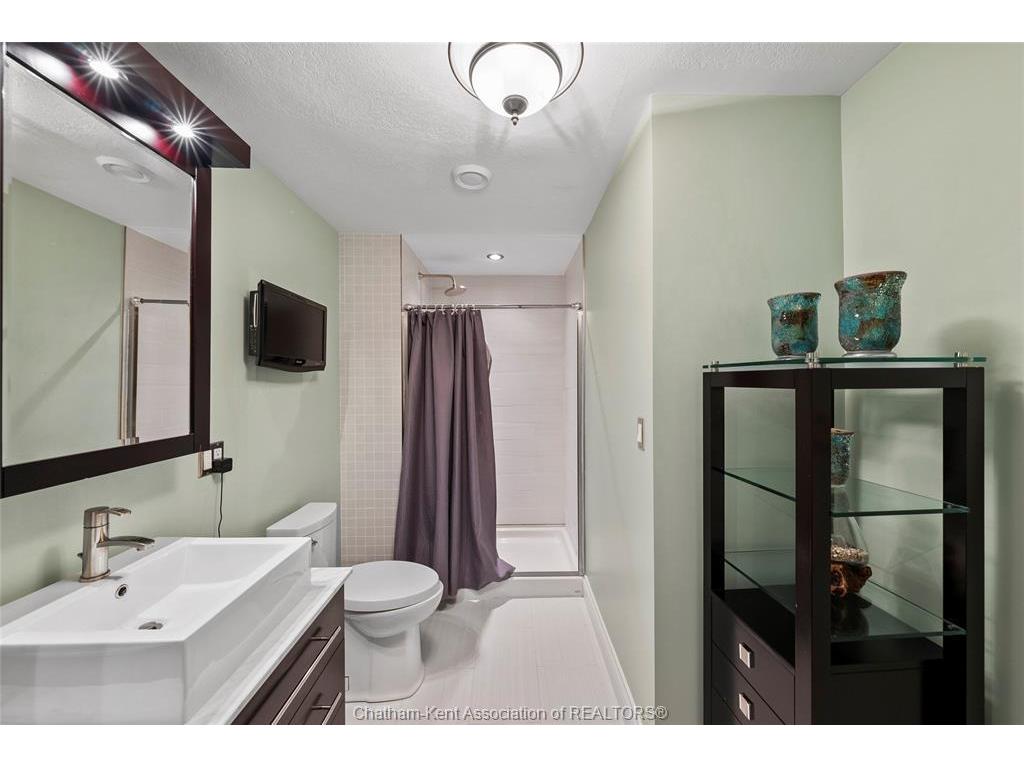 









22334


CHARING CROSS

Road,
Chatham,




ON
N7M 5H8

