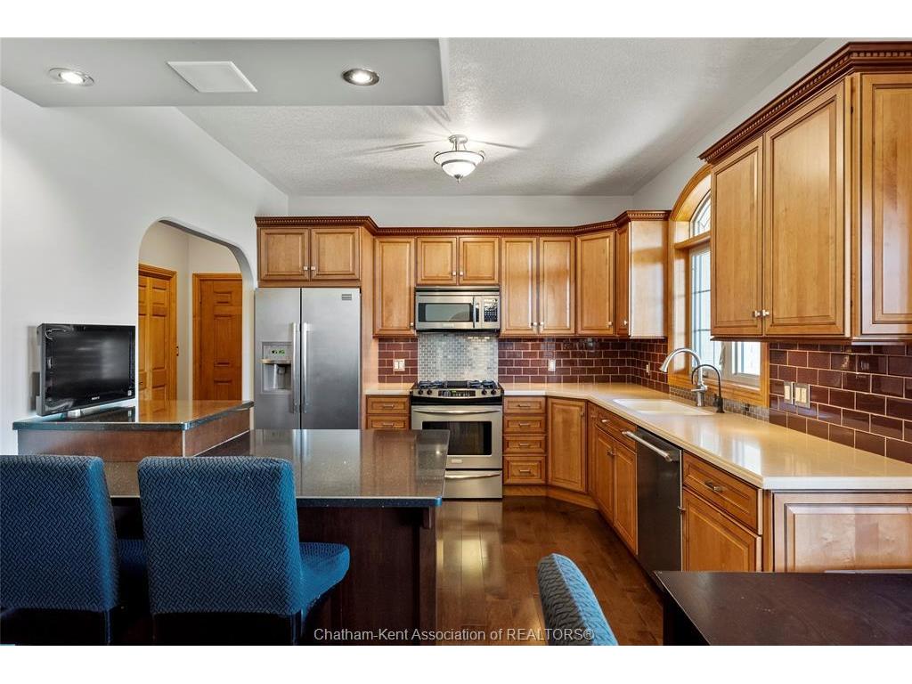 









22334


CHARING CROSS

Road,
Chatham,




ON
N7M 5H8

