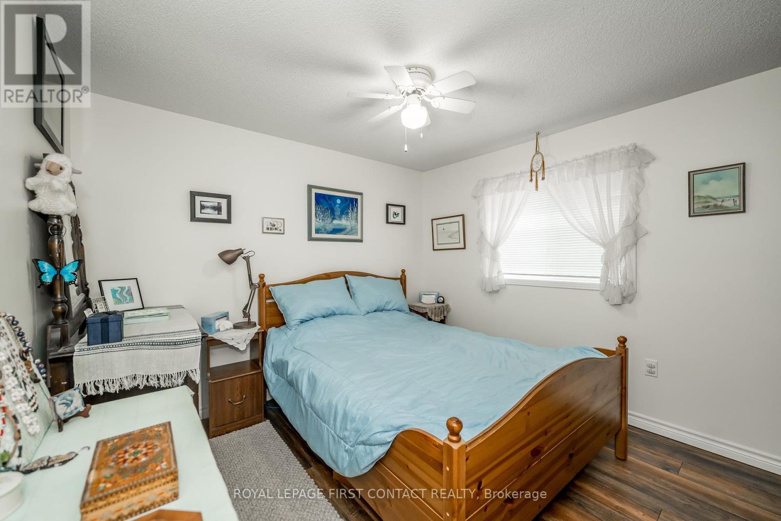 












91 IRWIN DRIVE

,
Barrie,




Ontario
L4N7A9

