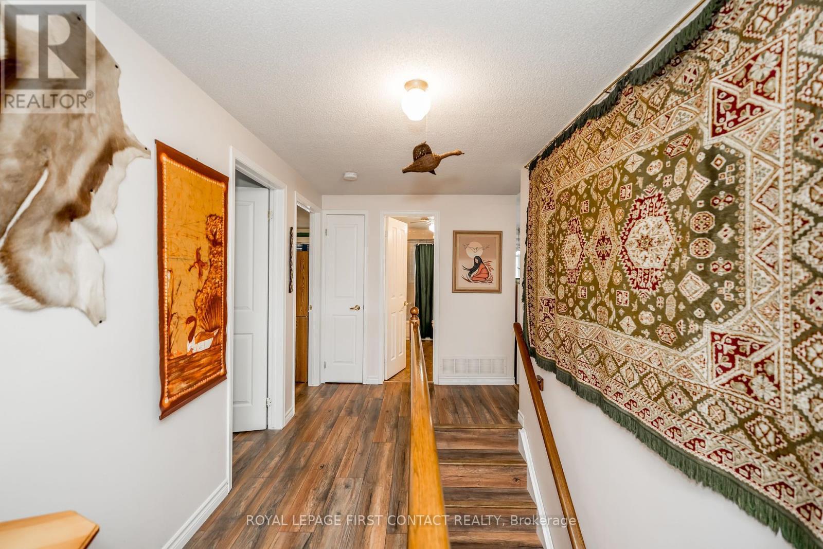 












91 IRWIN DRIVE

,
Barrie,




Ontario
L4N7A9

