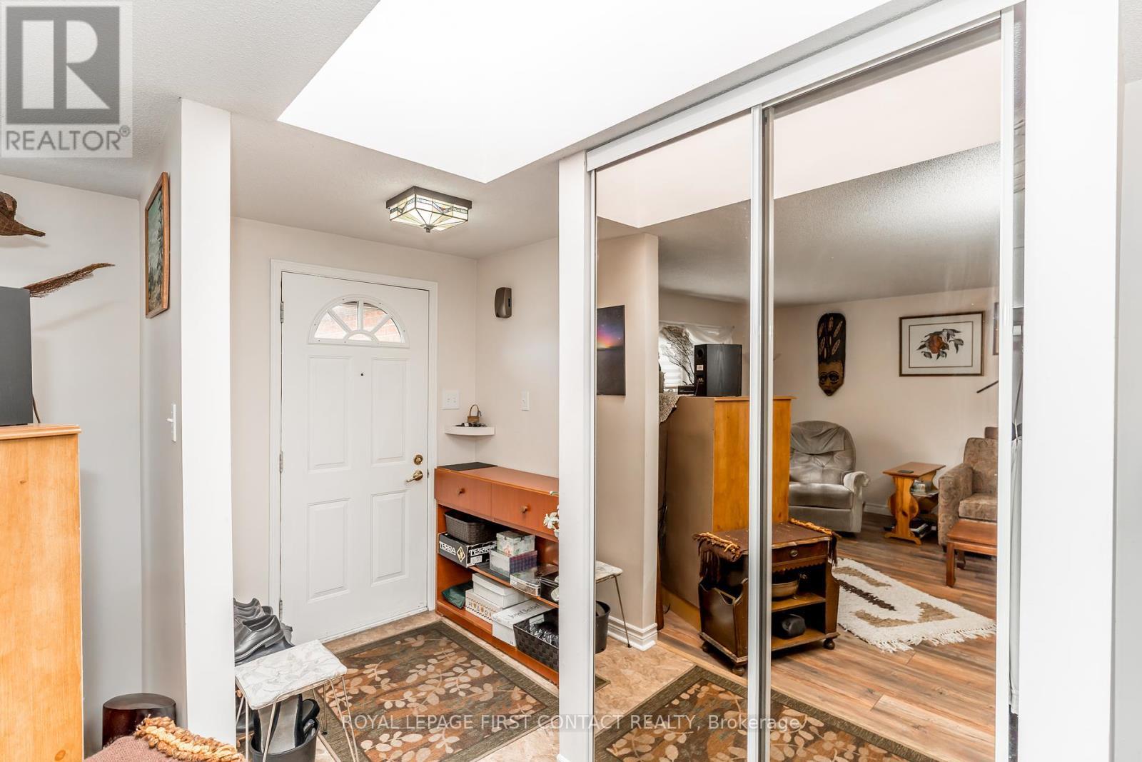 












91 IRWIN DRIVE

,
Barrie,




Ontario
L4N7A9

