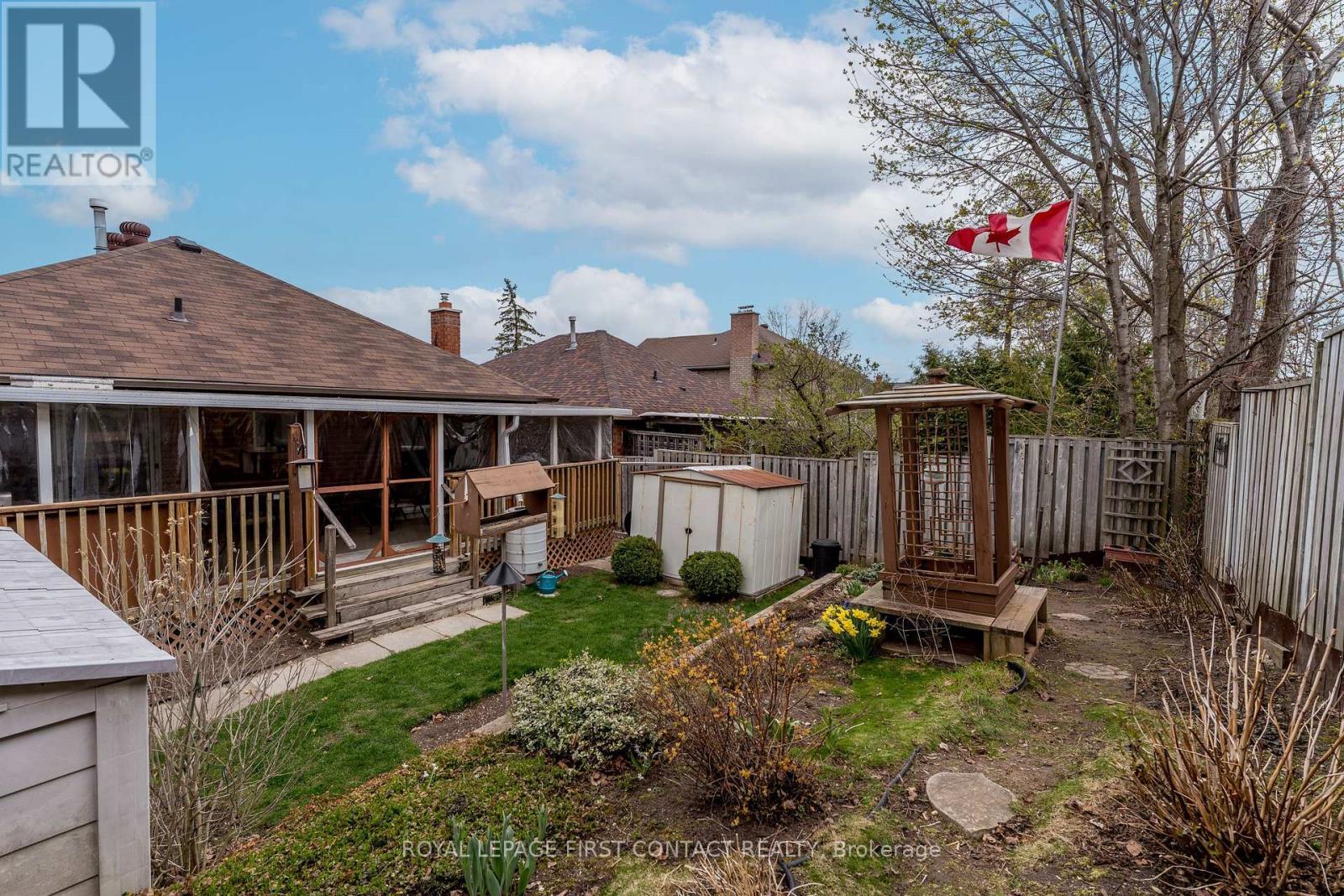 












91 IRWIN DRIVE

,
Barrie,




Ontario
L4N7A9

