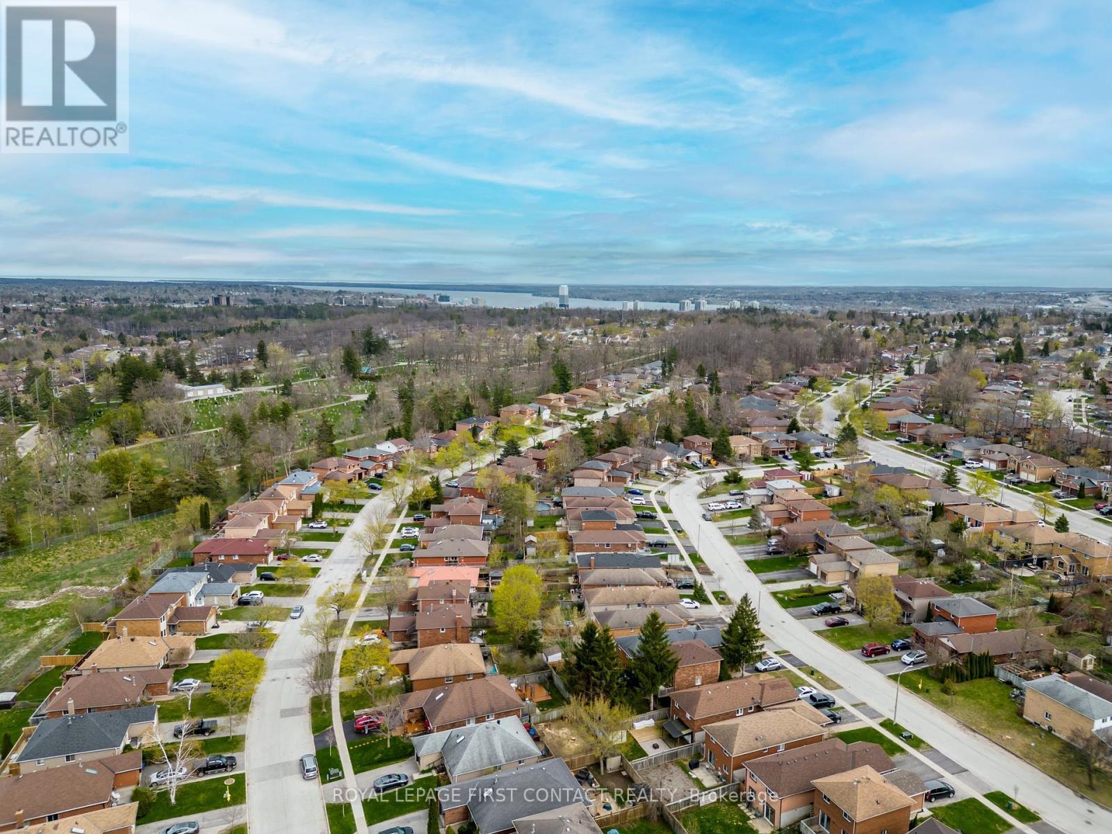 












91 IRWIN DRIVE

,
Barrie,




Ontario
L4N7A9

