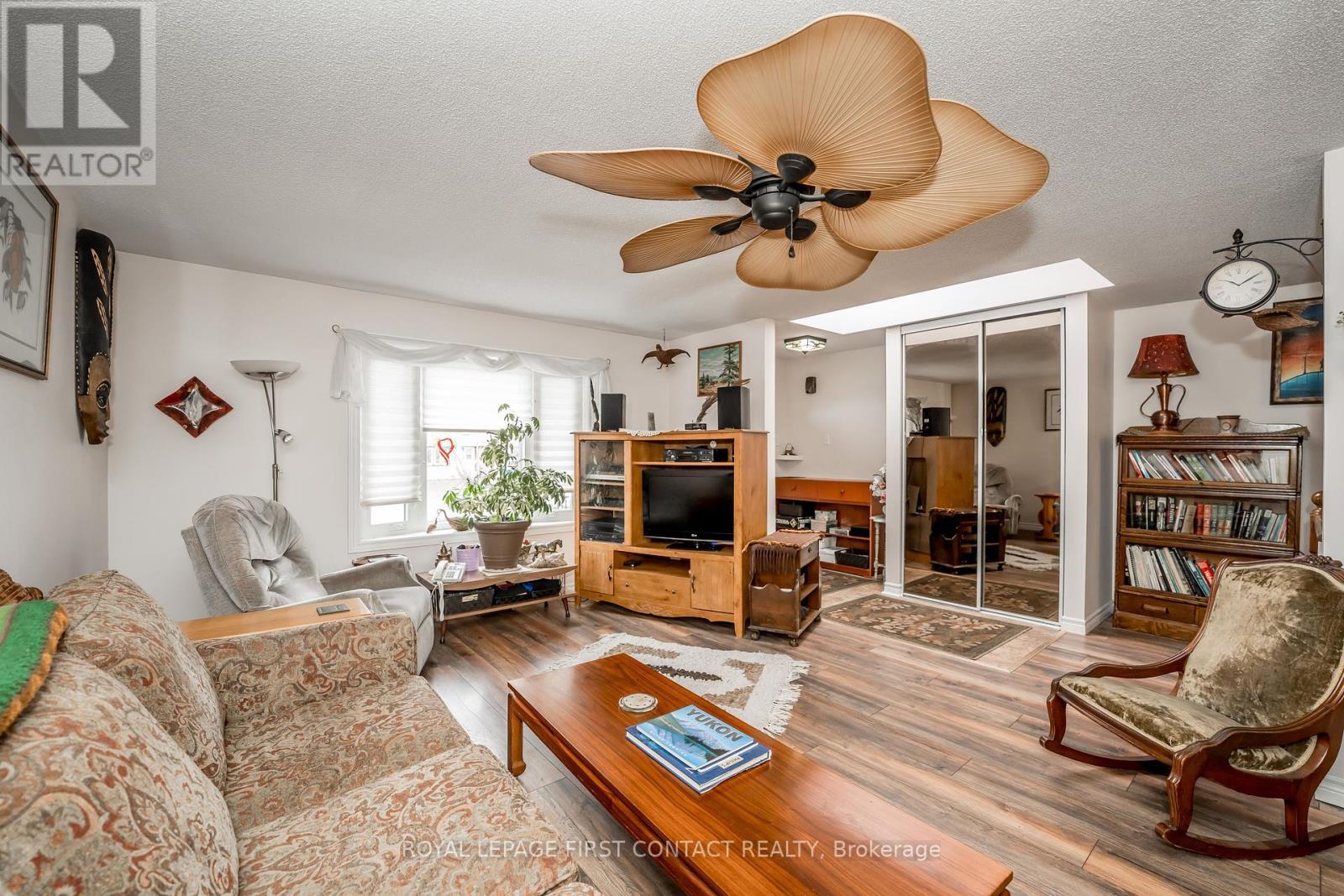 












91 IRWIN DRIVE

,
Barrie,




Ontario
L4N7A9

