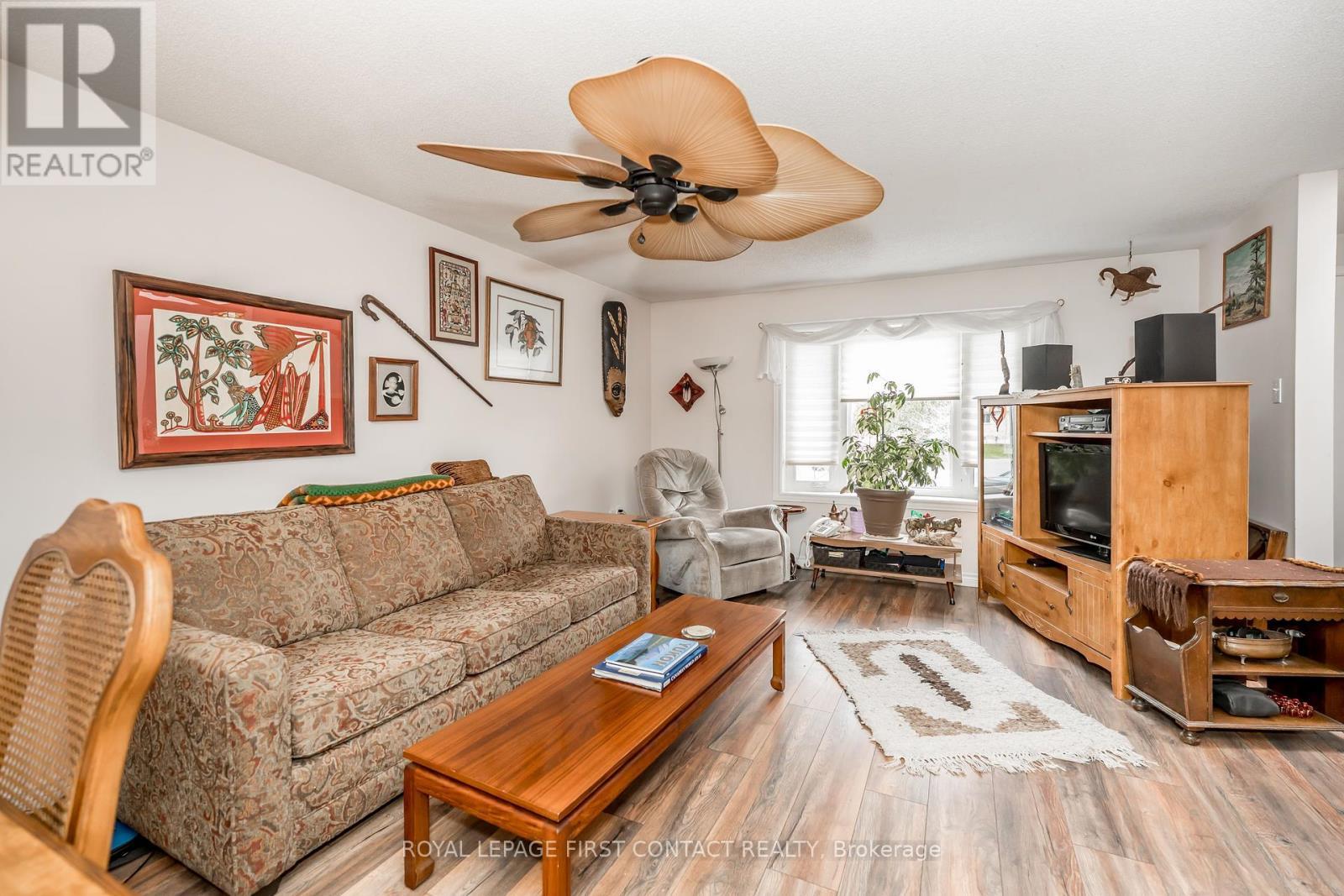 












91 IRWIN DRIVE

,
Barrie,




Ontario
L4N7A9

