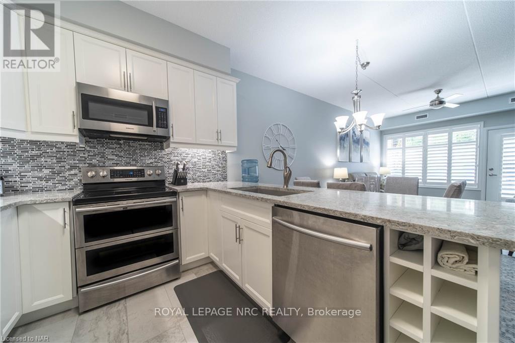 












102 - 4644 PETTIT AVENUE

,
Niagara Falls (Morrison),




Ontario
L2E6L4

