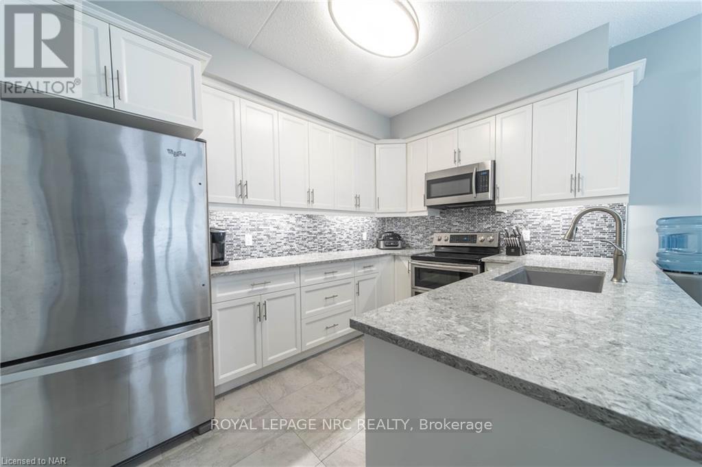 












102 - 4644 PETTIT AVENUE

,
Niagara Falls (Morrison),




Ontario
L2E6L4

