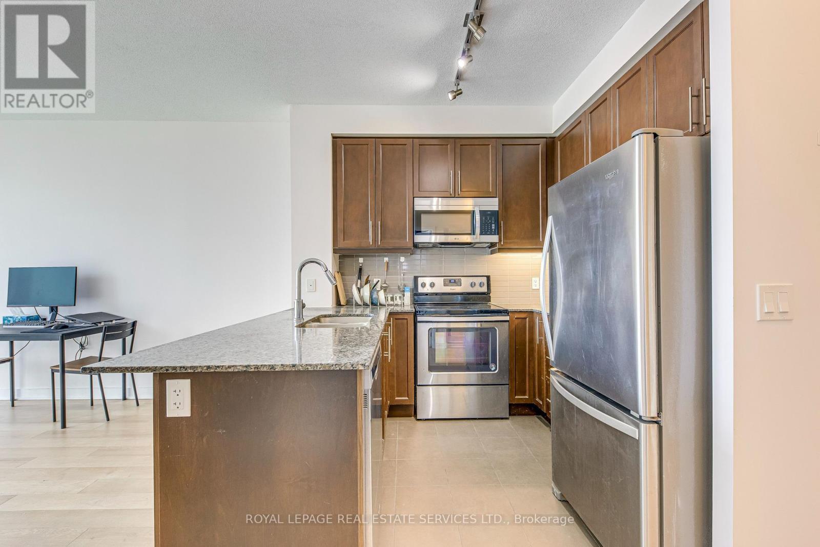 












910 - 3975 GRAND PARK DRIVE

,
Mississauga,




Ontario
L5B4M6

