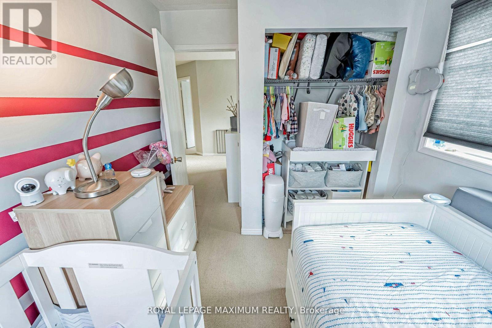 












21 PIONEER AVENUE

,
Toronto,




Ontario
M6M5H8

