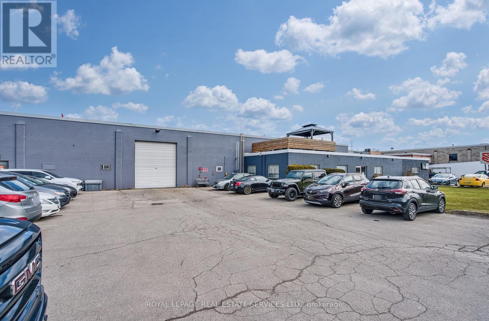 












5 - 65 CASCADE STREET

,
Hamilton,




Ontario
L8E3B7

