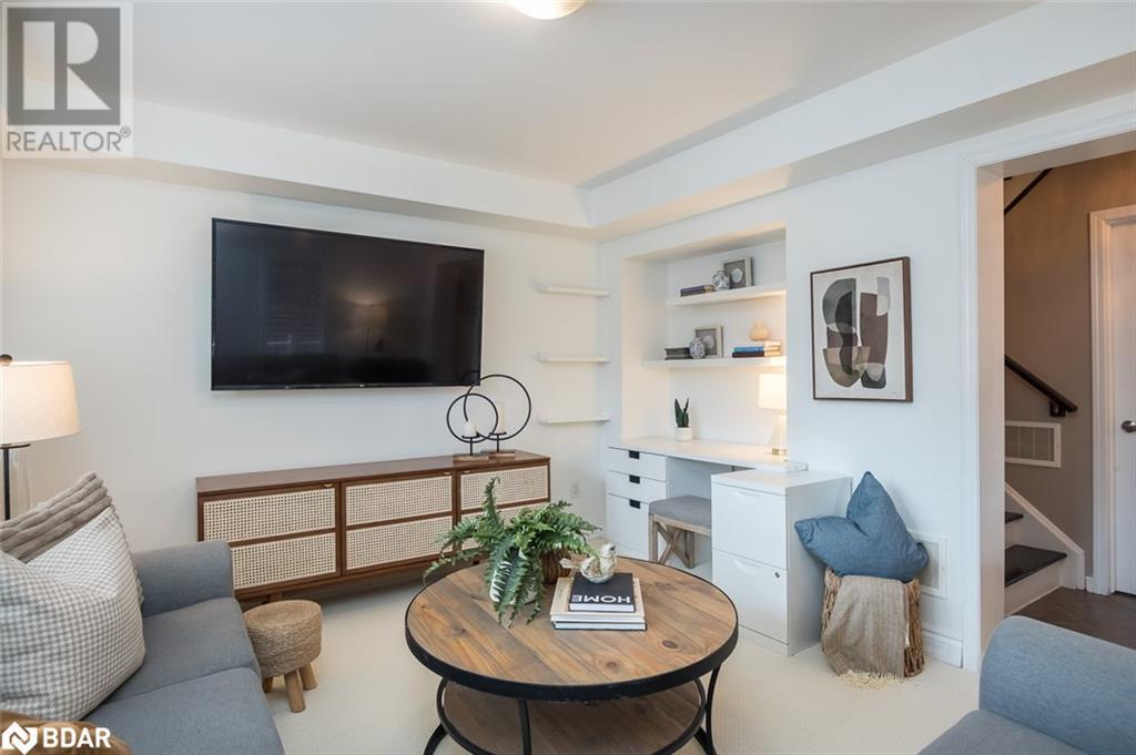












236 MAGURN Gate

,
Milton,




Ontario
L9T7B3

