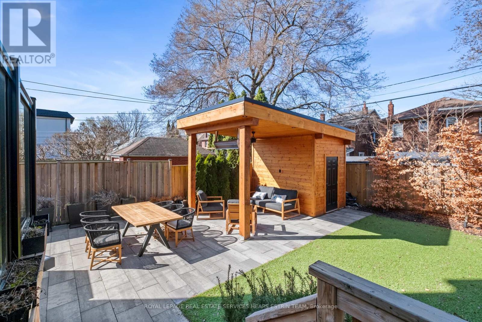 












56 ST HUBERT AVENUE

,
Toronto,




Ontario
M4J3Z3

