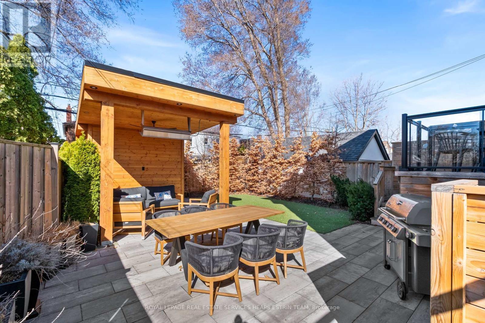 












56 ST HUBERT AVENUE

,
Toronto,




Ontario
M4J3Z3

