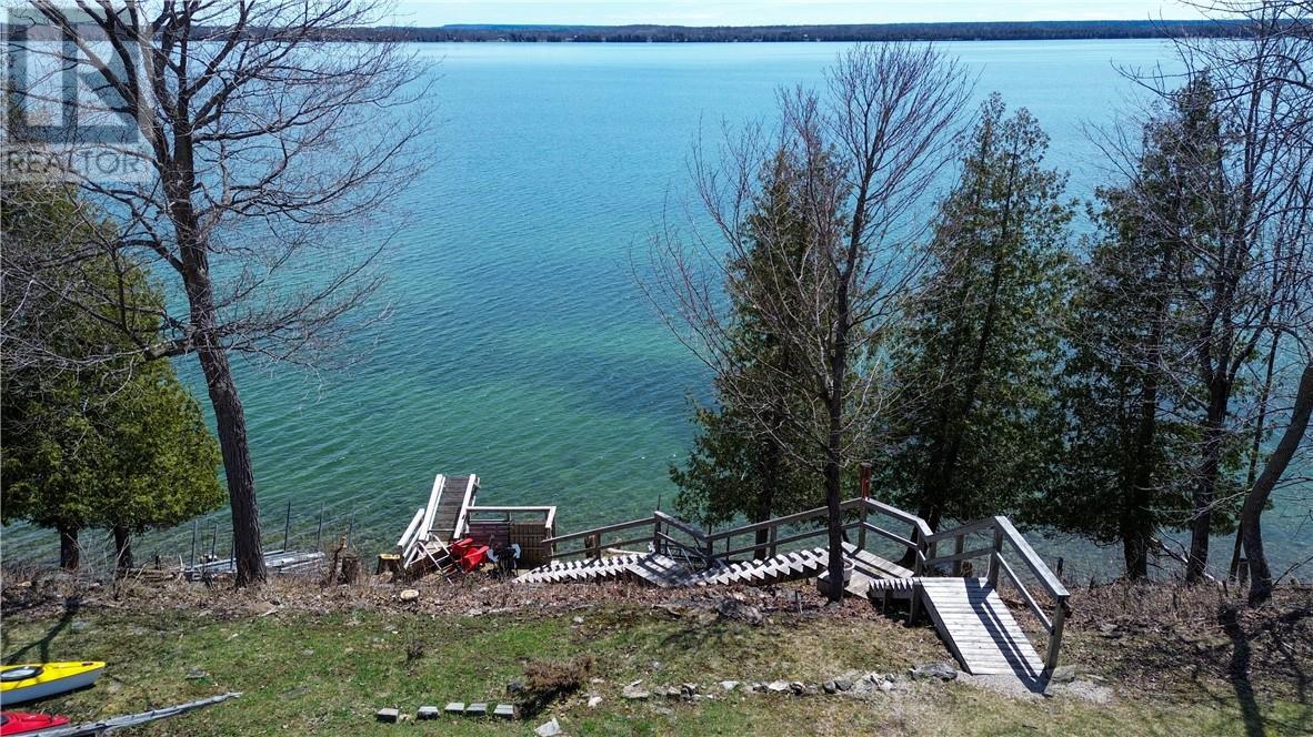 












134 Zullich Drive

,
Kagawong, Manitoulin Island,




Ontario
P0P1J0

