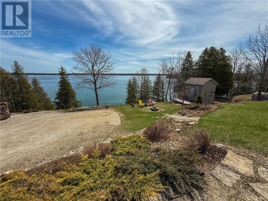 












134 Zullich Drive

,
Kagawong, Manitoulin Island,




Ontario
P0P1J0

