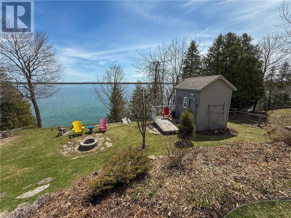 












134 Zullich Drive

,
Kagawong, Manitoulin Island,




Ontario
P0P1J0

