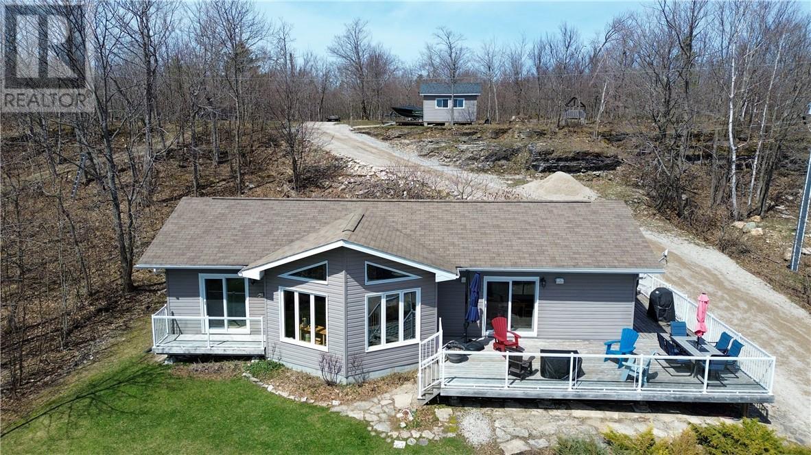 












134 Zullich Drive

,
Kagawong, Manitoulin Island,




Ontario
P0P1J0

