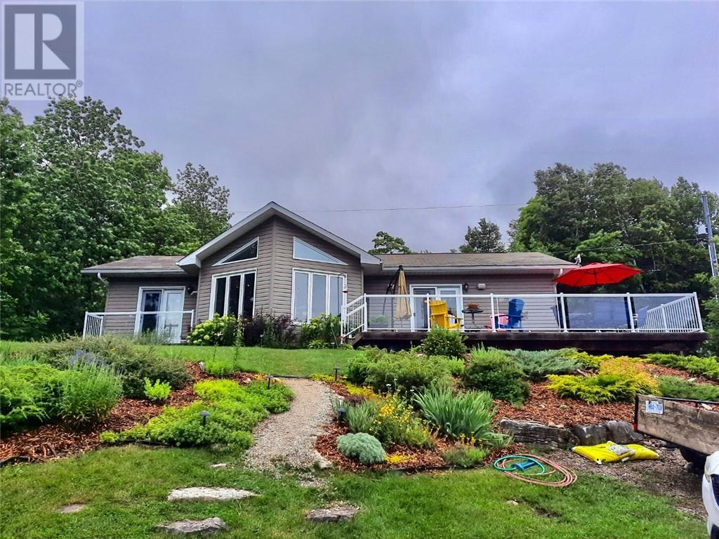 












134 Zullich Drive

,
Kagawong, Manitoulin Island,




Ontario
P0P1J0

