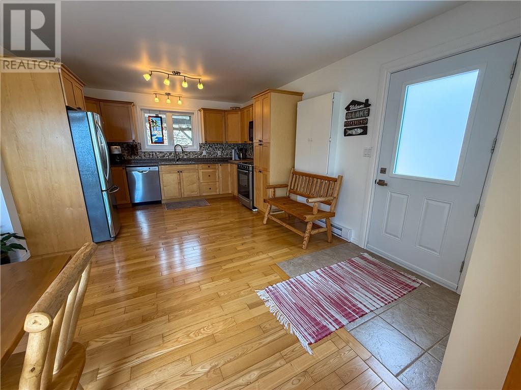 












134 Zullich Drive

,
Kagawong, Manitoulin Island,




Ontario
P0P1J0

