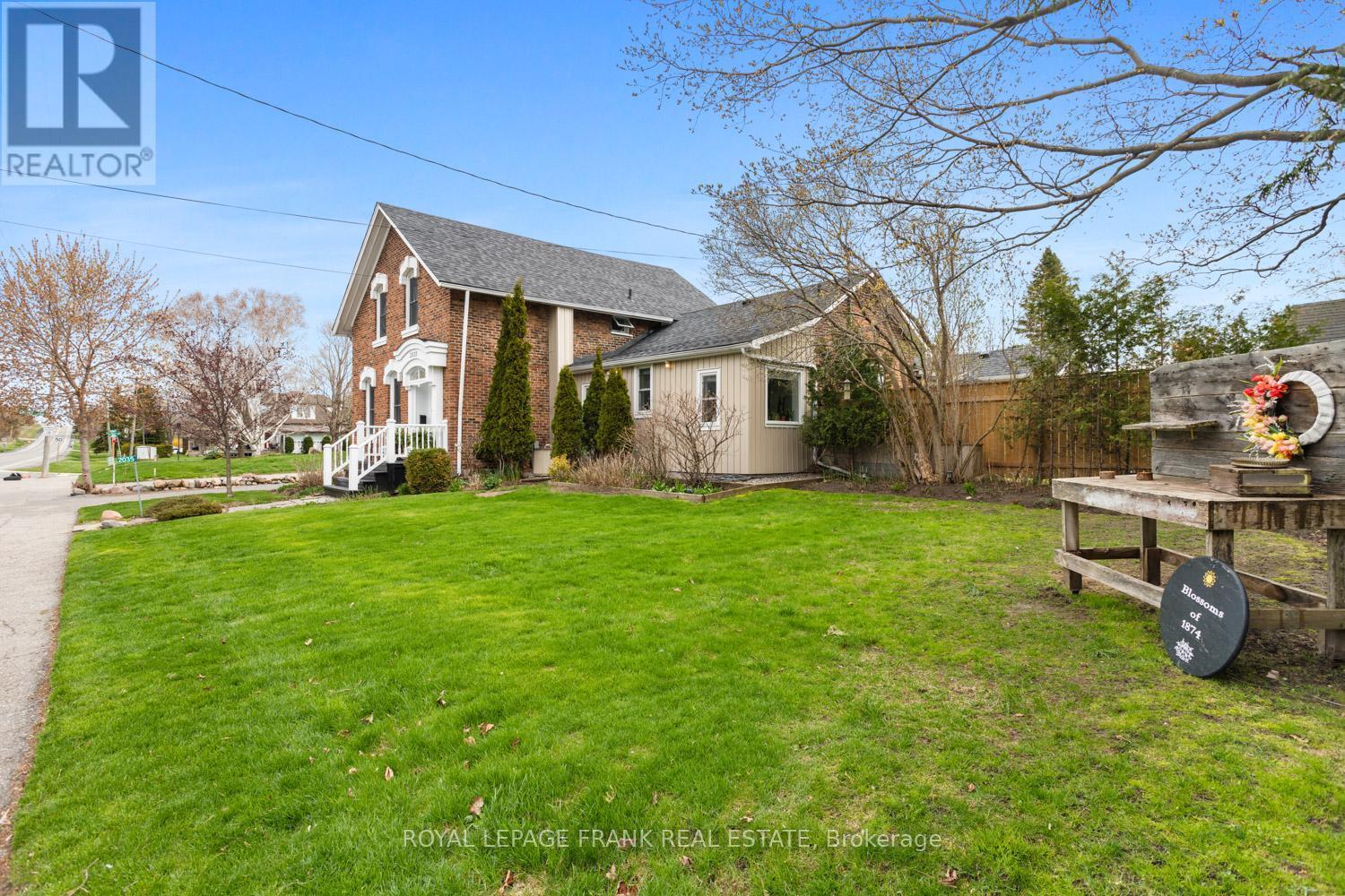 












2035 NEWTONVILLE ROAD

,
Clarington,




Ontario
L0A1J0

