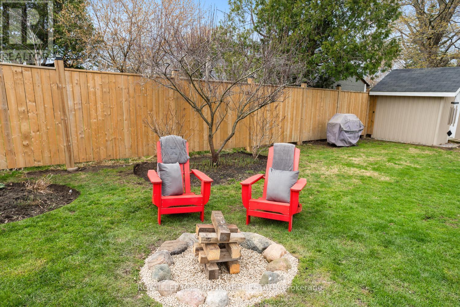 












2035 NEWTONVILLE ROAD

,
Clarington,




Ontario
L0A1J0

