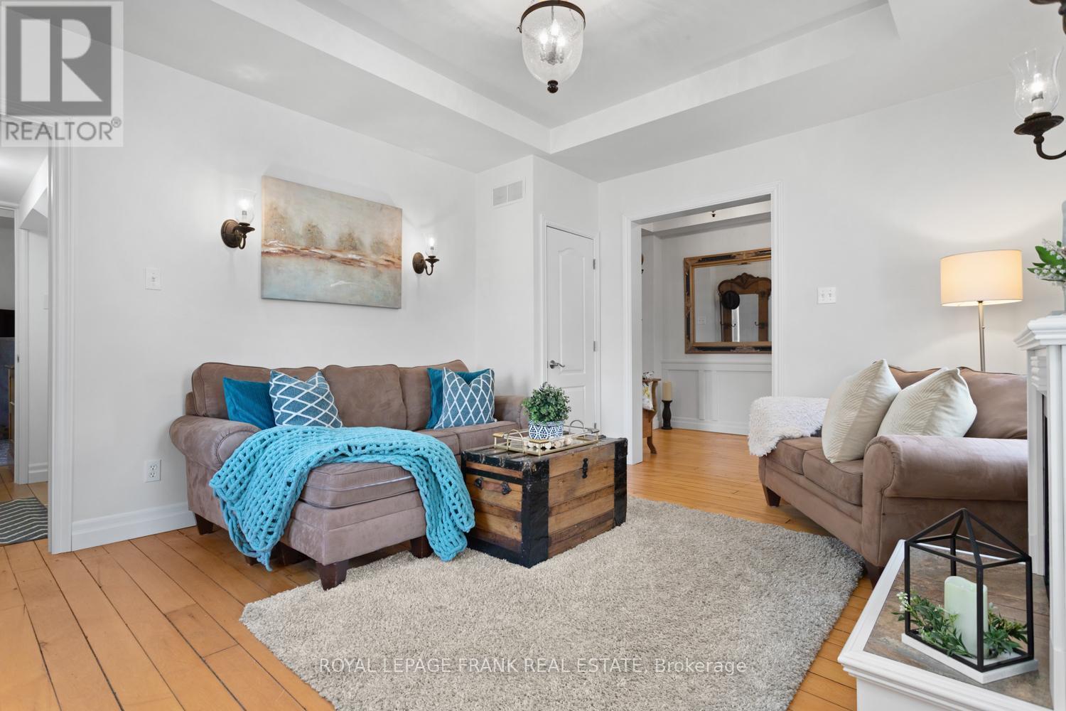 












2035 NEWTONVILLE ROAD

,
Clarington,




Ontario
L0A1J0

