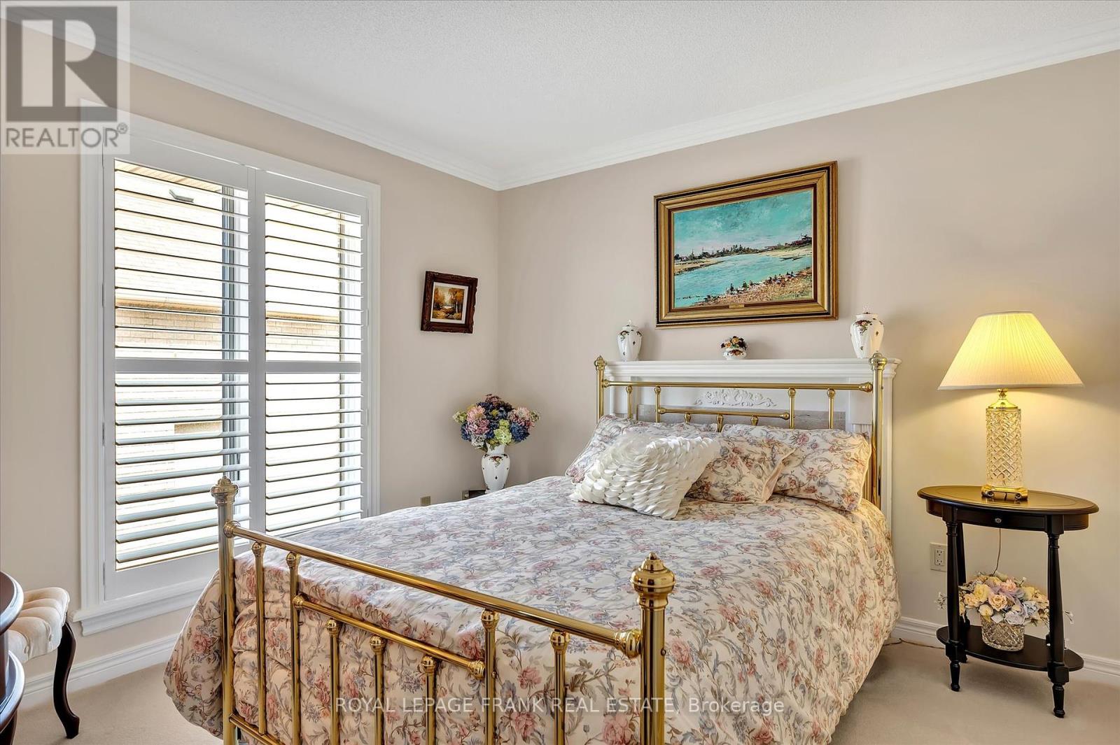 












42 HUNTINGWOOD CRESCENT

,
Kawartha Lakes (Bobcaygeon),




Ontario
K0M1A0

