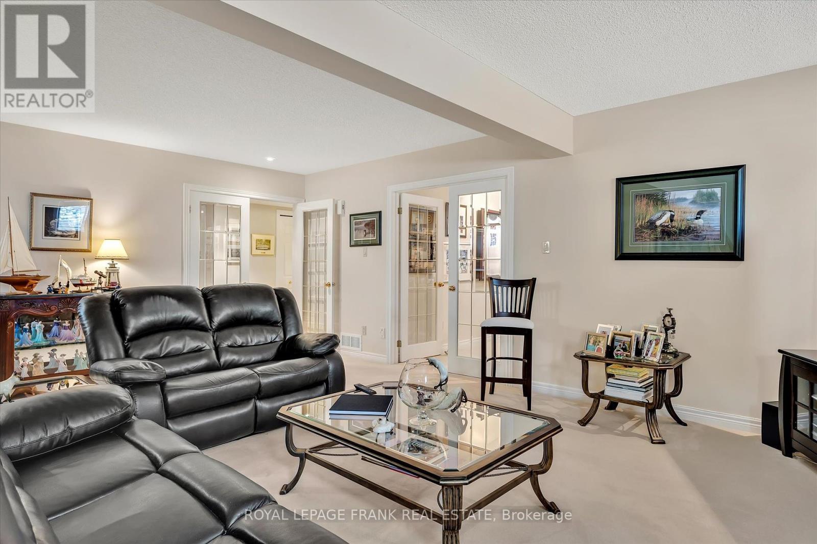 












42 HUNTINGWOOD CRESCENT

,
Kawartha Lakes (Bobcaygeon),




Ontario
K0M1A0

